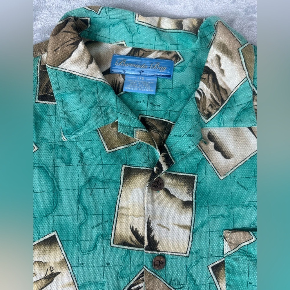 Bermuda Bay Hawaiian Shirt Mens L Green Silk Cabana Beach Bahamas Photo Print